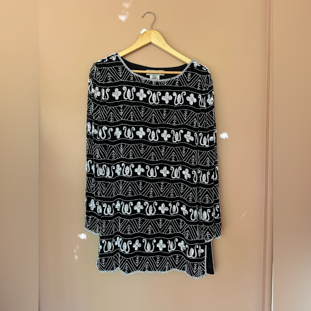 Adrianna Papell Black and White Sequin 80s Long Sleeve Tunic / Dress